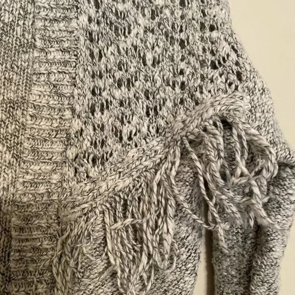 Cat & Jack Girl's Shrug | Size 7-8 - Picture 3 of 4